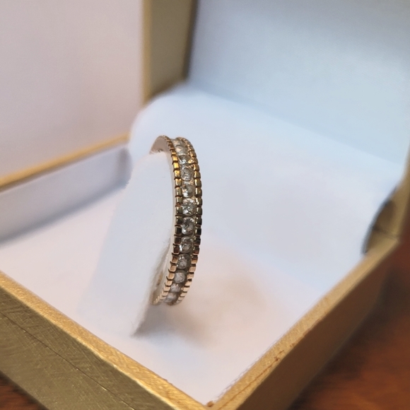 Sterling silver eternity band - Picture 2 of 6